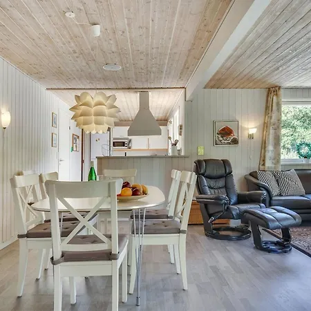 Vakantiehuis Reidar - 1km From The Sea By Interhome Molby
