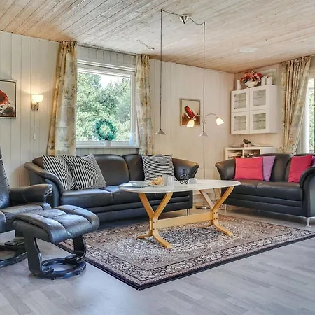 Holiday home Reidar - 1km From The Sea By Interhome Molby